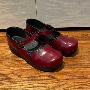 Womens Dansko red Mary Jane Clog size 38